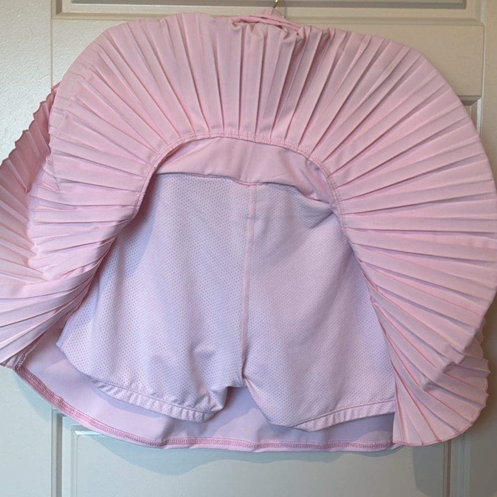 Mini Tennis Skirt - Large 🩷 - Picture 6 of 10